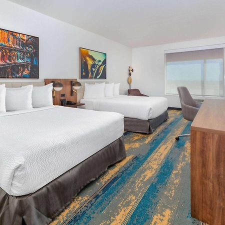 La Quinta Inn & Suites By Wyndham テレル エクステリア 写真