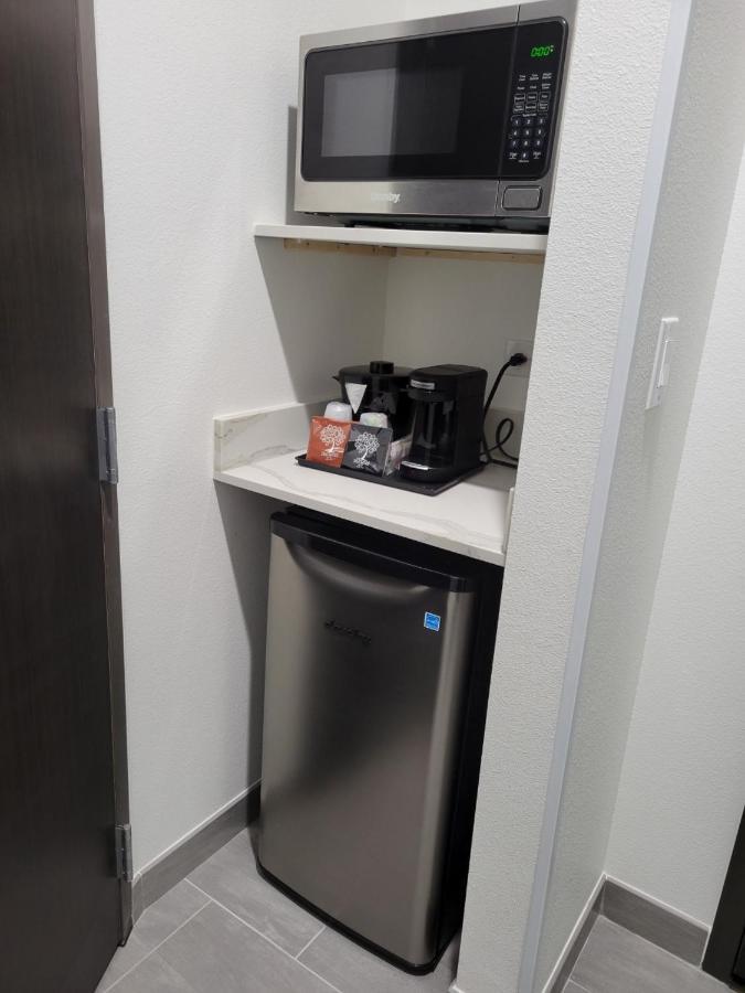 La Quinta Inn & Suites By Wyndham テレル エクステリア 写真