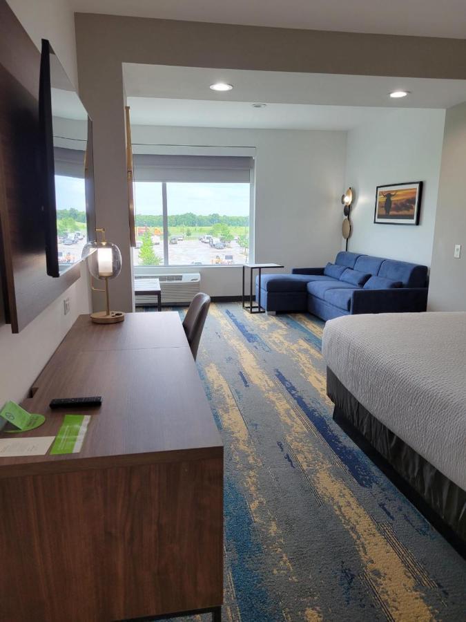 La Quinta Inn & Suites By Wyndham テレル エクステリア 写真
