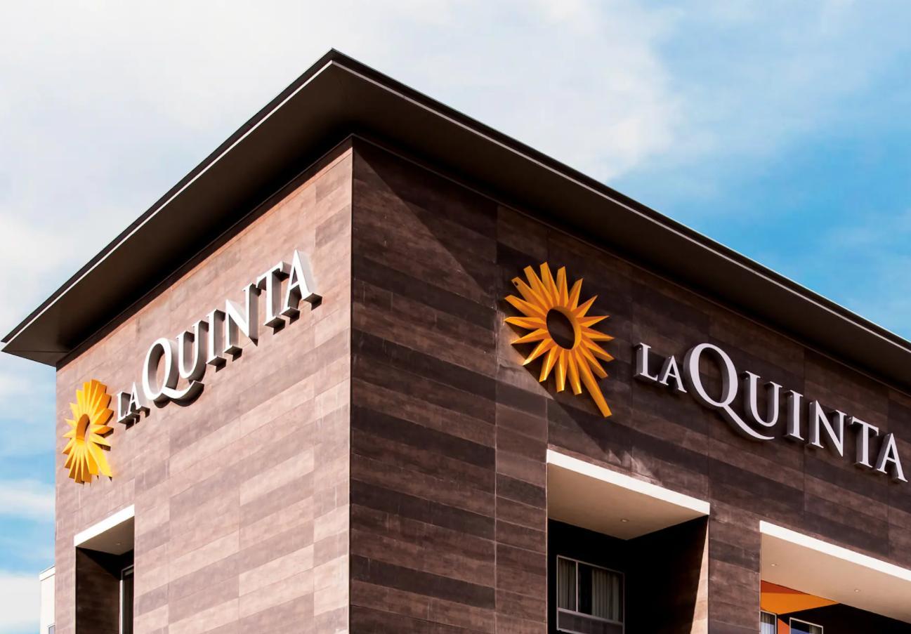 La Quinta Inn & Suites By Wyndham テレル エクステリア 写真