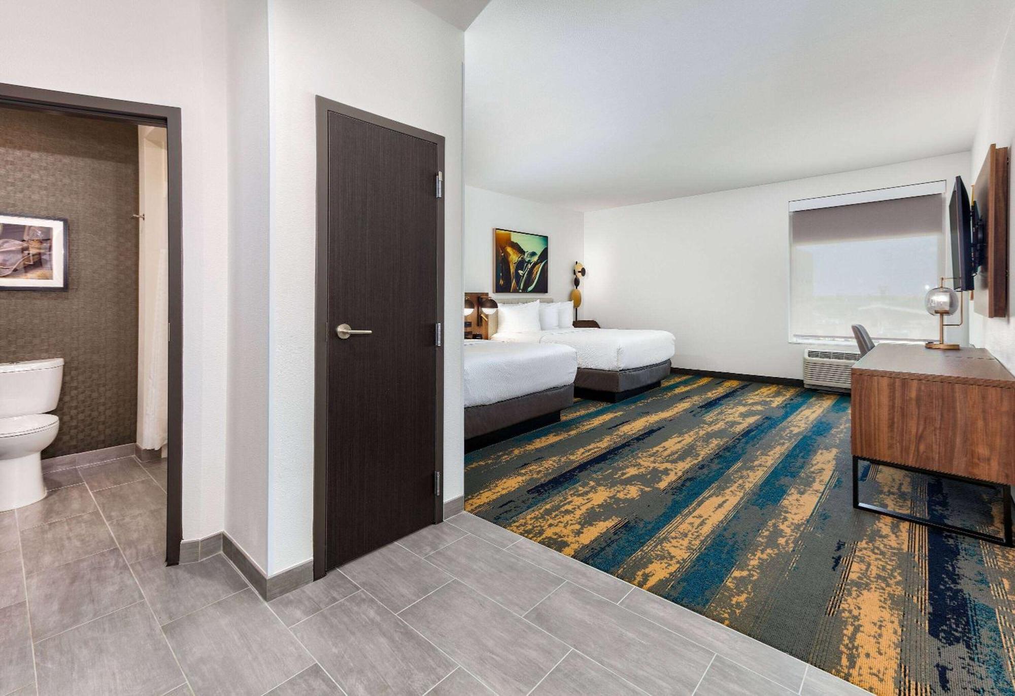 La Quinta Inn & Suites By Wyndham テレル エクステリア 写真